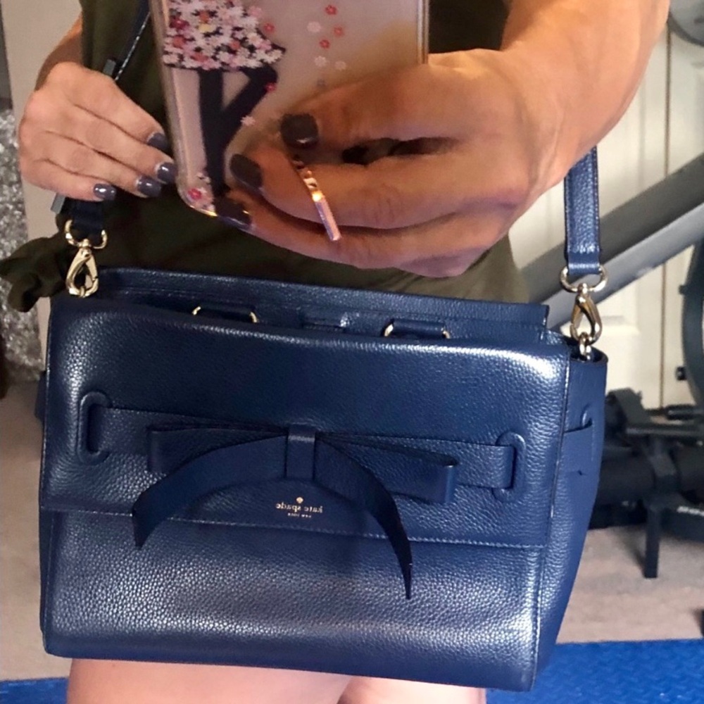 Kate Spade ♠️ 2 pieces Crossbody Bow Bag & Matching Wallet